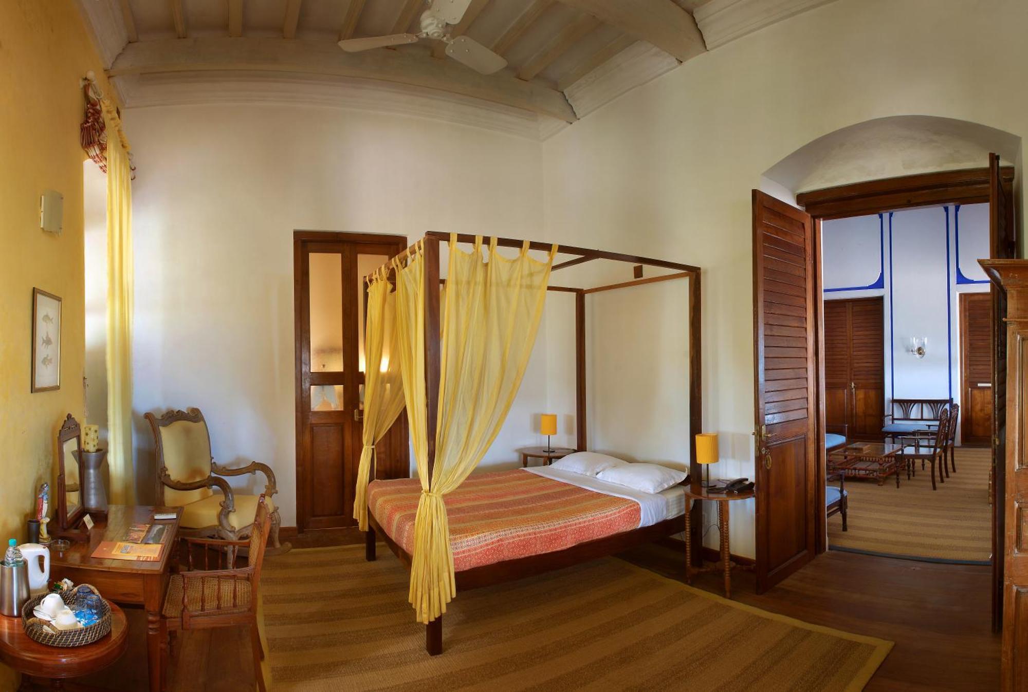 Neemrana'S - Bungalow On The Beach Tharangambadi Luaran gambar